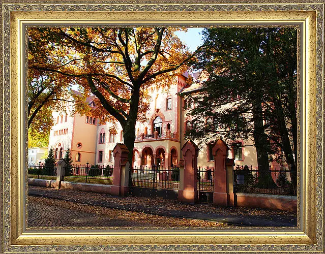 Stadt- und Schlösserrundfahrten Potsdam Kaiserin-Augusta-Stiftung